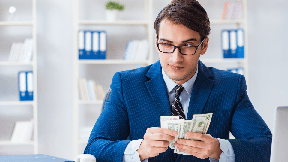 коли можна просити підвищення зарплати