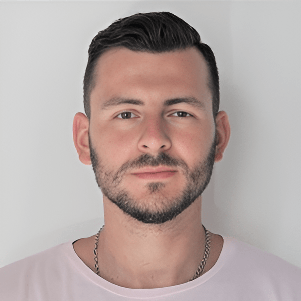 ментор Володимир Крохмалюк