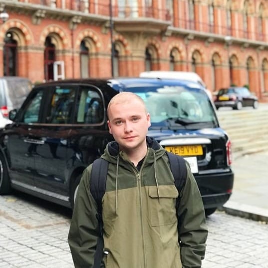 ментор Олександр Олійник