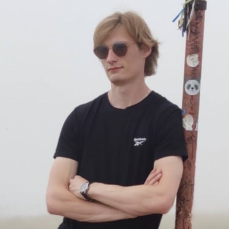 Сергій Молчан